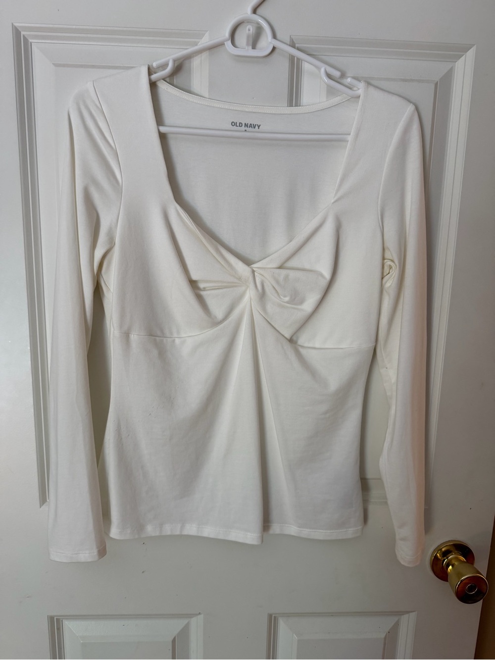 Old Navy Cream Long-Sleeve Twist Front Scoop Neck Top